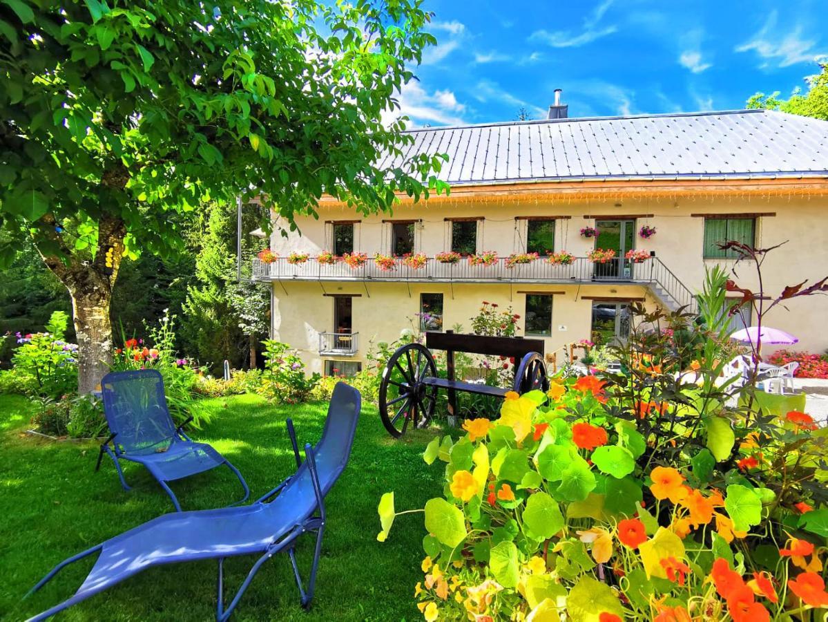 Le Moulin Des Olirics Villa Sallanches Exteriör bild