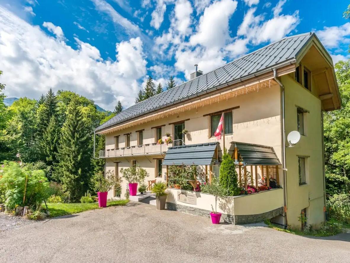 Le Moulin Des Olirics Villa Sallanches Exteriör bild
